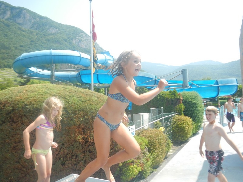 Village Camps International Summer Camp Leysin, Switzerland 2026-07-18 https://www.villagecamps.com/journals_admin/images/688-1-pool (4).jpg